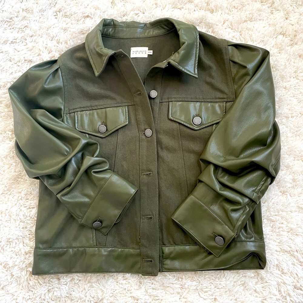 Alice + Olivia Jeans Olive Renee
Vegan Leather & Denim Jacket Size Medium
